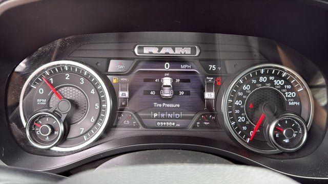 Used 2023 RAM 1500 Laramie AWD/4WD image 18