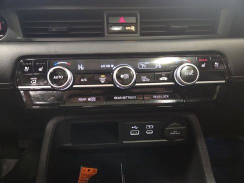 Used 2023 Honda Pilot Elite image 28