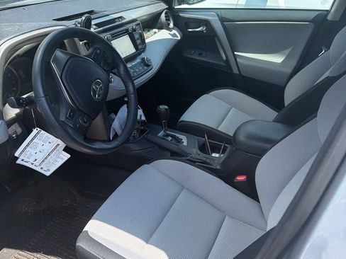 Used 2018 Toyota RAV4 XLE w/ Plus Extra Value Package AWD/4WD image 3