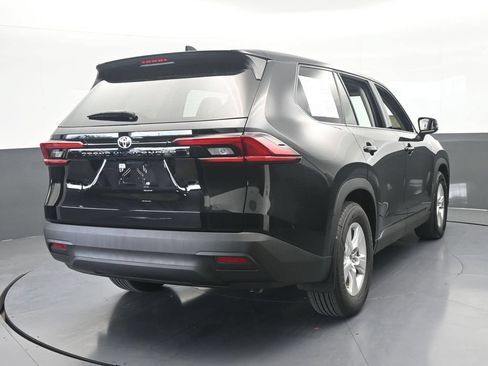 Used 2025 Toyota Grand Highlander FWD image 5