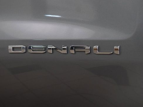Used 2024 GMC Sierra 1500 Denali Ultimate image 17