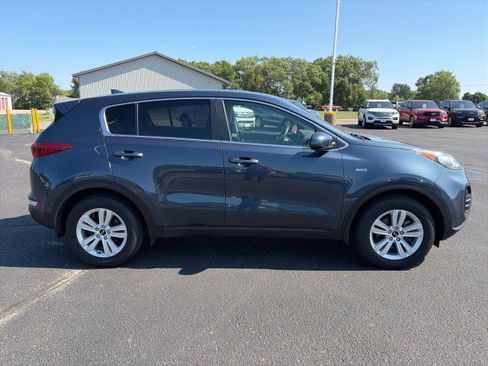 Used 2019 Kia Sportage LX AWD/4WD image 6