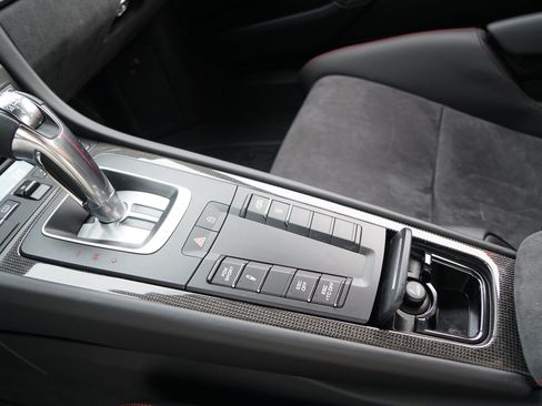 Used 2019 Porsche 911 GT2 RS RWD image 18