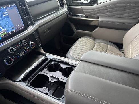 Used 2025 Ford F250 Platinum w/ Platinum Plus Package AWD/4WD image 25