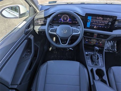 New 2026 Volkswagen Jetta SE image 15