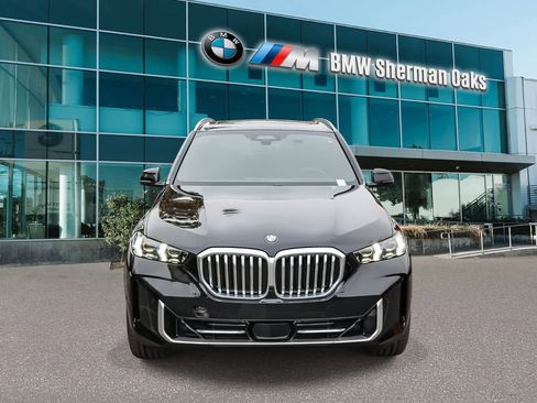 Used 2026 BMW X5 sDrive40i RWD image 2