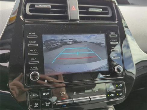 Used 2021 Toyota Prius XLE image 20