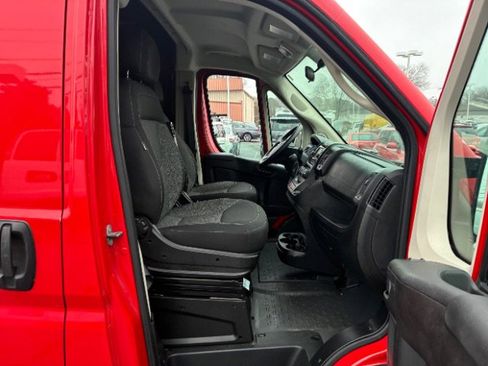 Used 2021 RAM ProMaster 2500 image 29
