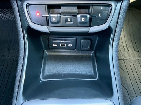 Used 2024 GMC Terrain AT4 w/ Tech Package image 34