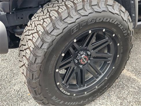 Used 2024 Jeep Gladiator Rubicon image 10