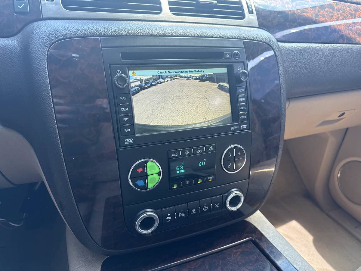 Used 2007 GMC Yukon Denali AWD/4WD image 27