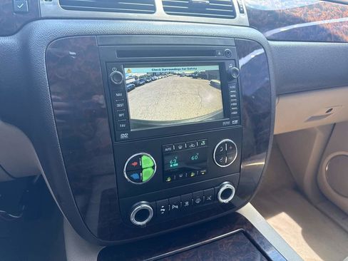 Used 2007 GMC Yukon Denali AWD/4WD image 27
