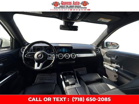 Used 2021 Mercedes-Benz GLB 250 4MATIC w/ Premium Package image 37