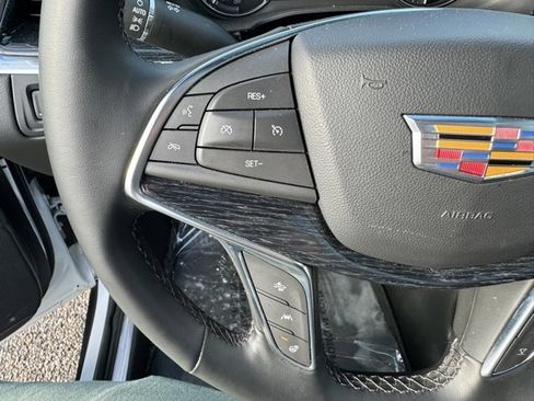 Used 2025 Cadillac XT5 Premium Luxury image 20