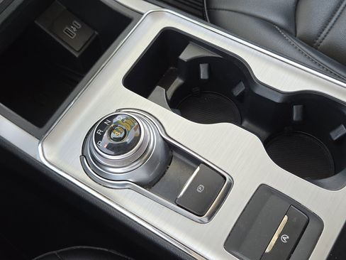 Certified 2022 Ford Edge SEL w/ Convenience Package image 21