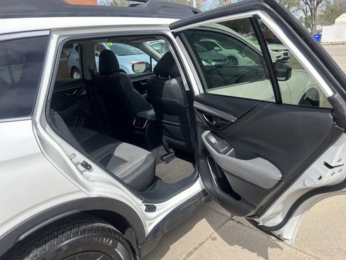 Used 2020 Subaru Outback Onyx Edition XT AWD/4WD image 33