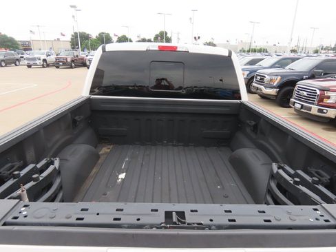 Used 2018 Ford F150 Platinum w/ Equipment Group 701A Luxury AWD/4WD image 14