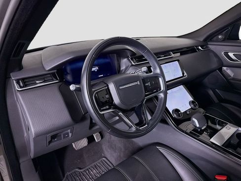 Used 2021 Land Rover Range Rover Velar R-Dynamic S image 9