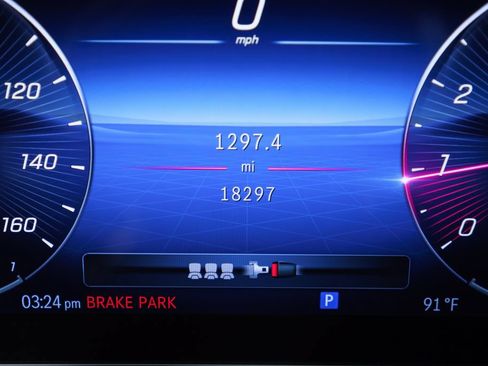 Used 2023 Mercedes-Benz C 300 4MATIC Sedan image 20