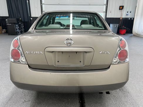 Used 2005 Nissan Altima 2.5 S FWD image 5