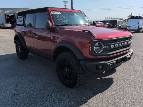 Used 2024 Ford Bronco Badlands w/ Sasquatch Package AWD/4WD image 4