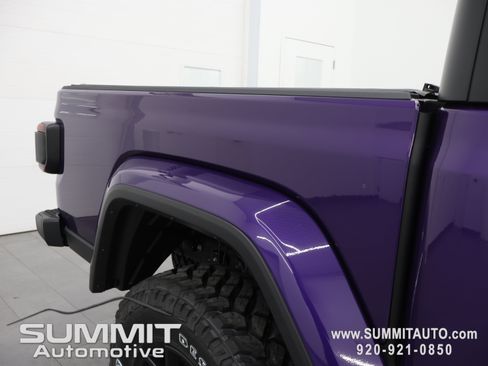 New 2026 Jeep Gladiator Sport AWD/4WD image 26