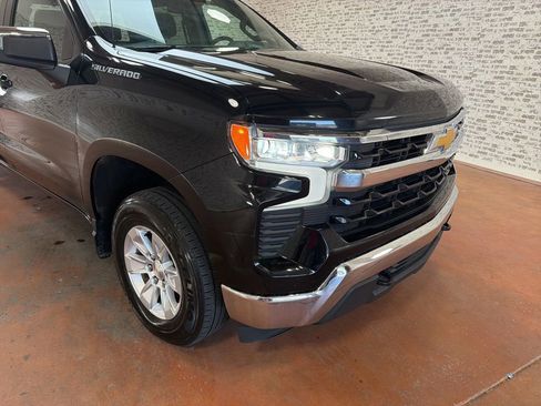 Used 2023 Chevrolet Silverado 1500 LT w/ Protection Package AWD/4WD image 9