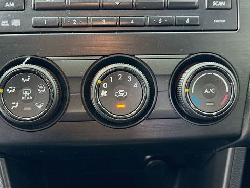 Used 2012 Subaru Impreza 2.0i Premium image 18