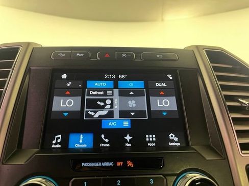 Used 2017 Ford F150 Platinum w/ Equipment Group 701A Luxury AWD/4WD image 28