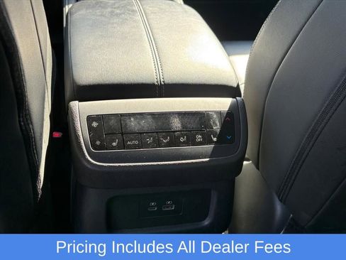 Used 2024 Nissan Pathfinder SL w/ SL Premium Package AWD/4WD image 23