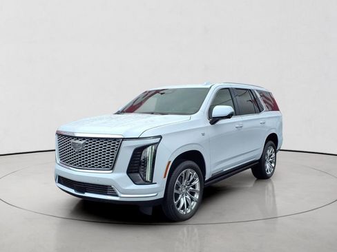 New 2026 Cadillac Escalade Luxury w/ LPO, Radiant Package RWD image 3