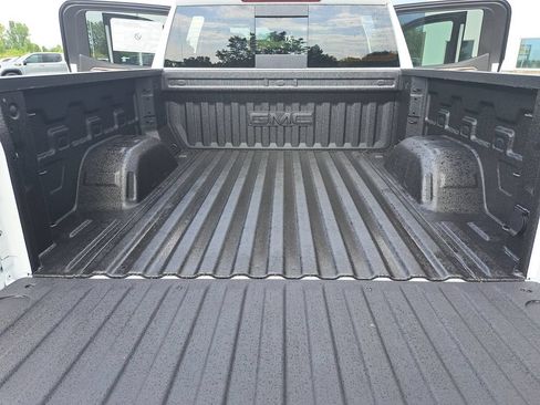 New 2026 GMC Sierra 1500 Elevation AWD/4WD image 12
