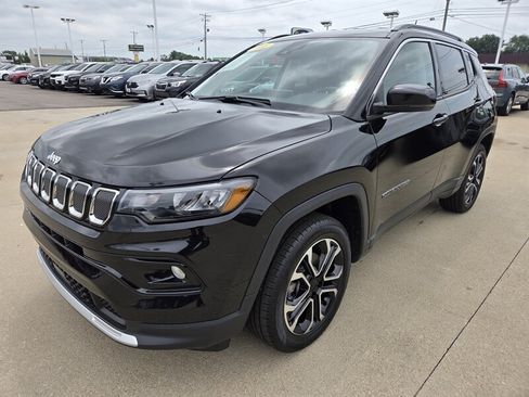 Used 2022 Jeep Compass Limited AWD/4WD image 7