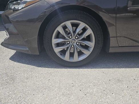 Used 2019 Toyota Avalon XLE w/ Moonroof Package FWD image 12