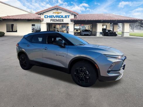 New 2026 Chevrolet Blazer LT image 2