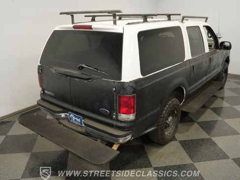 Used 2000 Ford Excursion XLT image 25