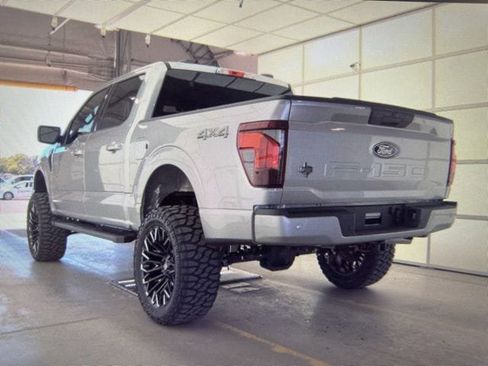 Used 2026 Ford F150 XLT w/ XLT Black Appearance Package image 10