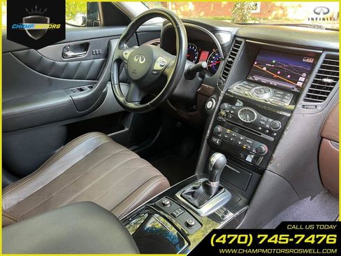 Used 2011 INFINITI FX35 2WD w/ Premium Pkg image 37