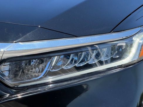 Used 2019 Honda Accord EX image 25