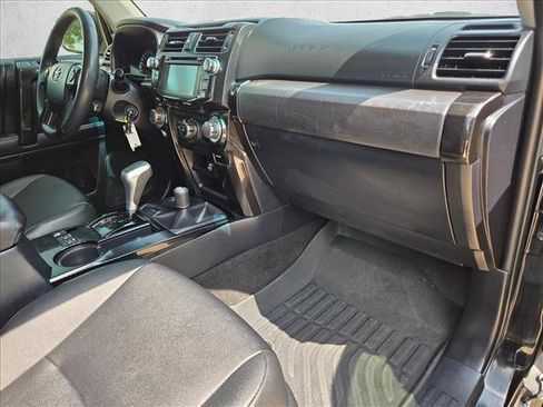 Used 2019 Toyota 4Runner TRD Off-Road Premium AWD/4WD image 22