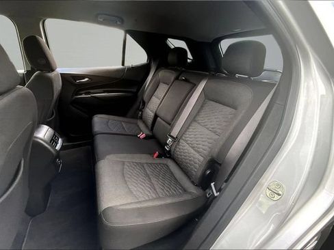 Used 2021 Chevrolet Equinox LT w/ LPO, Cargo Package AWD/4WD image 22