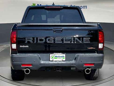Used 2025 Honda Ridgeline TrailSport image 6