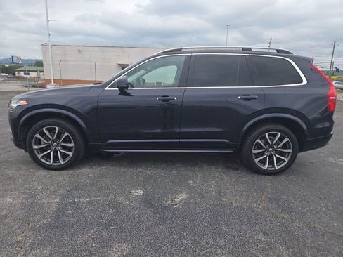 Used 2019 Volvo XC90 T5 Momentum w/ Protection Package Premier FWD image 5