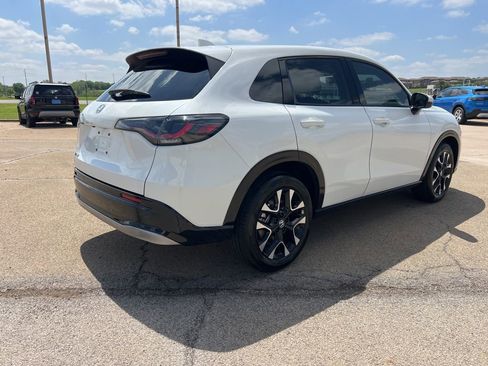 Certified 2026 Honda HR-V EX-L image 5