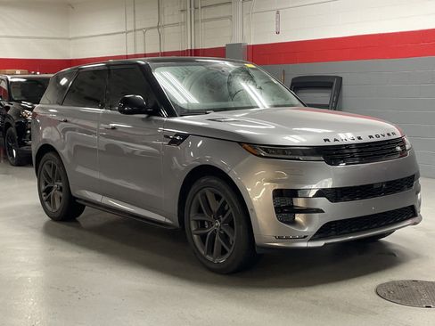 Used 2024 Land Rover Range Rover Sport Dynamic SE image 2