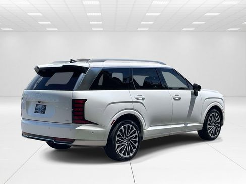 Certified 2026 Hyundai Palisade Calligraphy AWD/4WD image 6