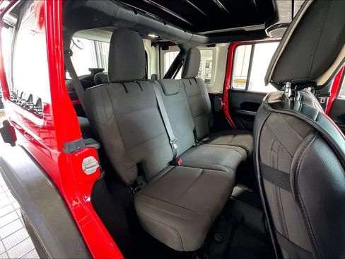 Used 2021 Jeep Wrangler Unlimited Sport AWD/4WD image 15