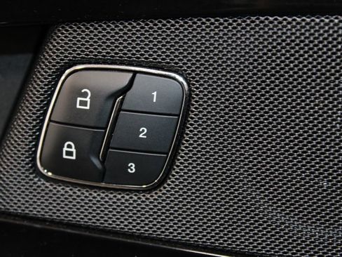 Used 2021 Lincoln Nautilus Reserve w/ Equipment Group 201A image 44