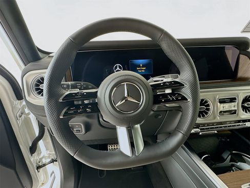 New 2025 Mercedes-Benz G 580 w/ EQ Technology image 12