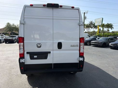 Used 2023 RAM ProMaster 3500 FWD image 4